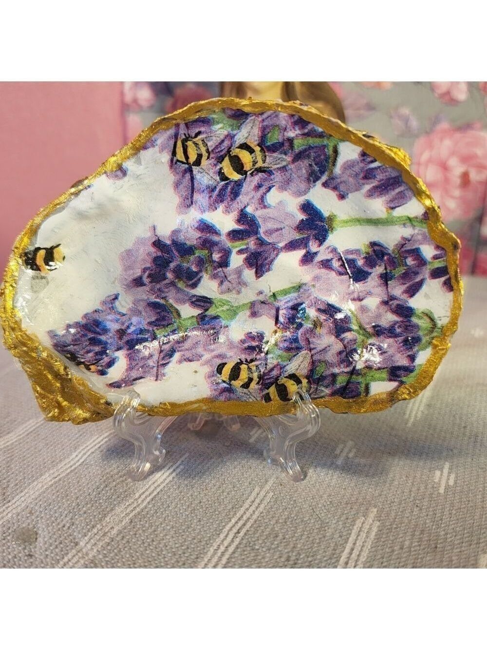 DECOUPAGE OYSTER SHELL DECOUPAGE LILACS AND BEE'S ON A OYSTER SHELL TRINKET DISH
